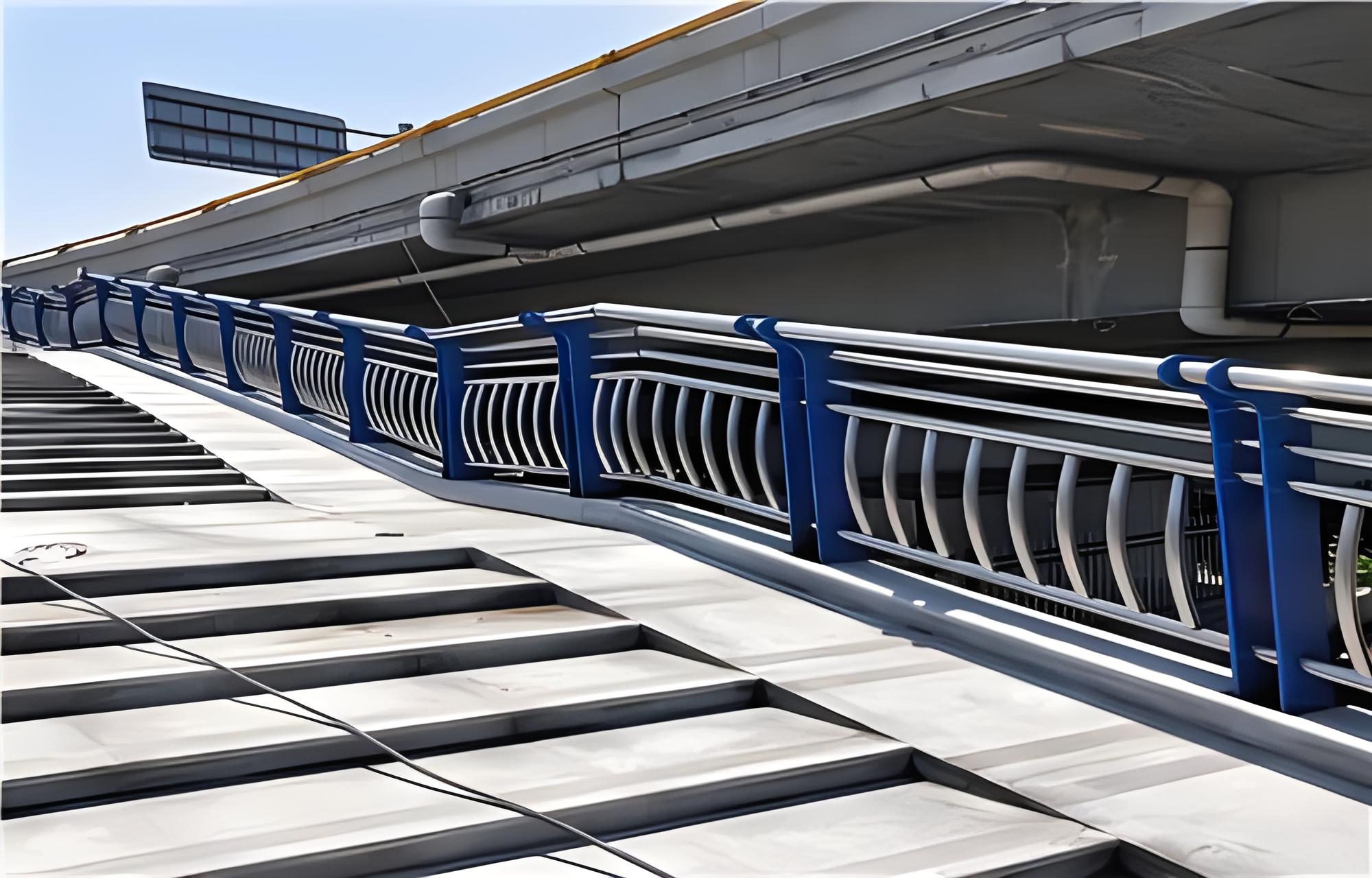 常德不锈钢桥梁护栏维护方案：确保安全，延长使用寿命